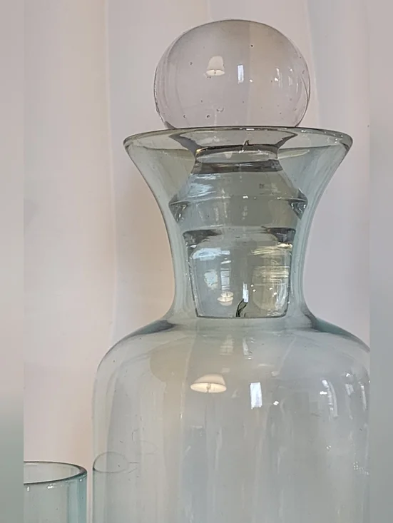 Turquoise Glass Decanter Set with Stopper and Shot Glasses - Picture 4 of 5